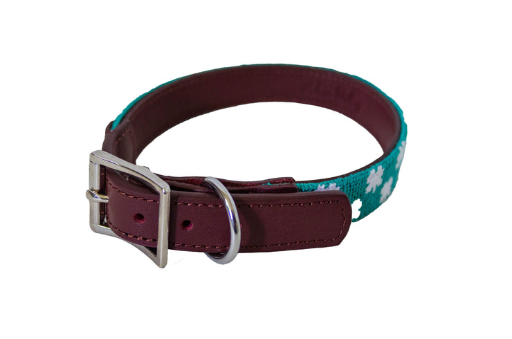 white shamrock mini needlepoint dog collar